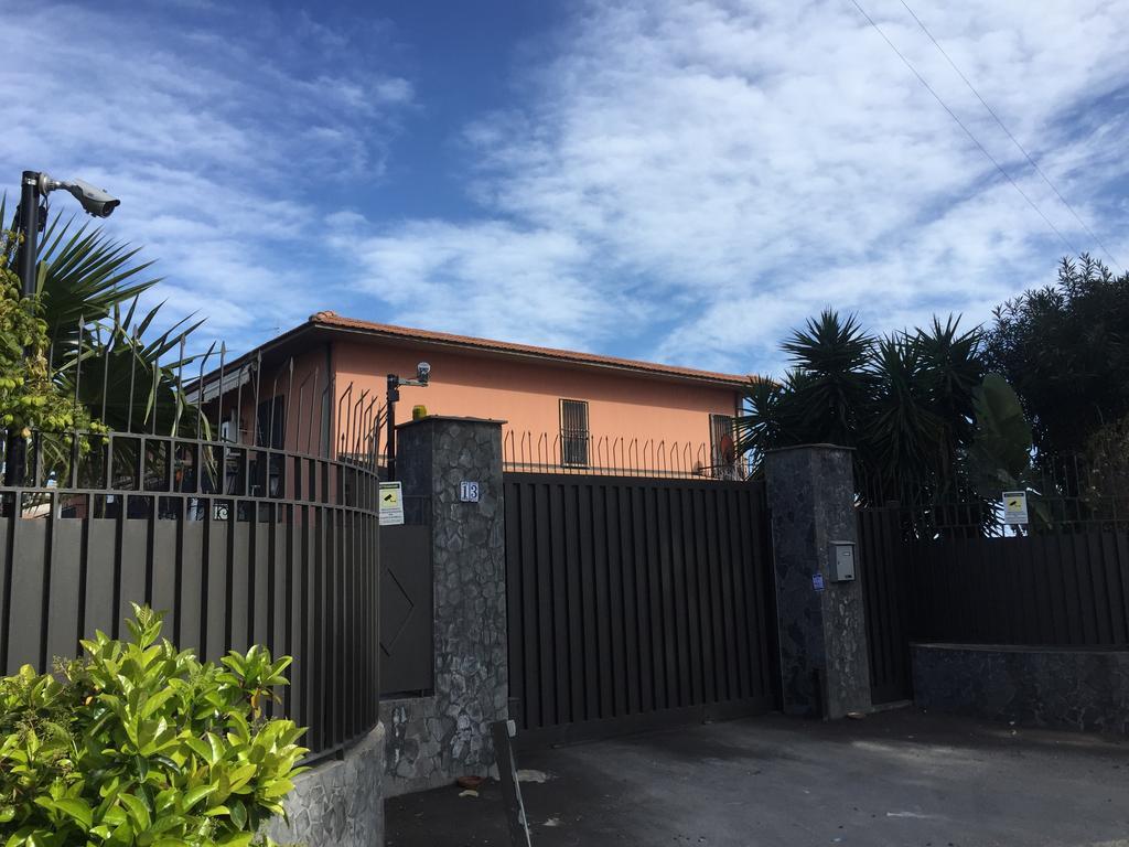 B&B Il Bagolaro Dell'Etna Sant'Agata Li Battiati Ngoại thất bức ảnh